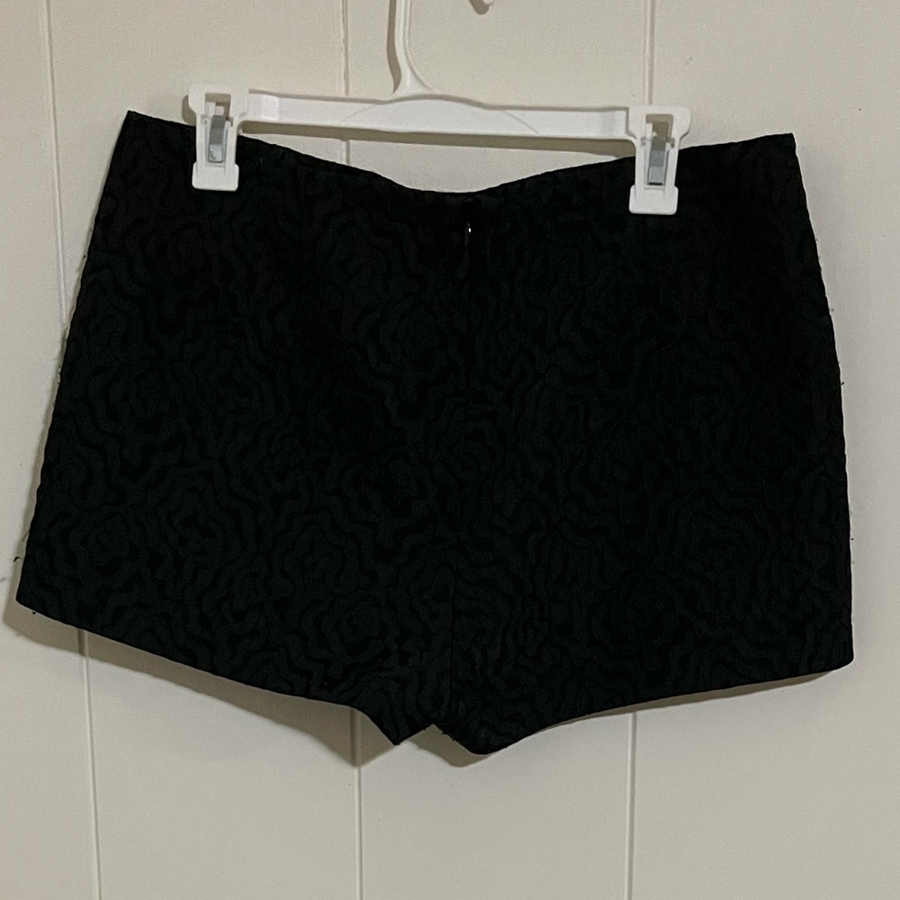 Zara Black Lace Overlay Shorts Size -L